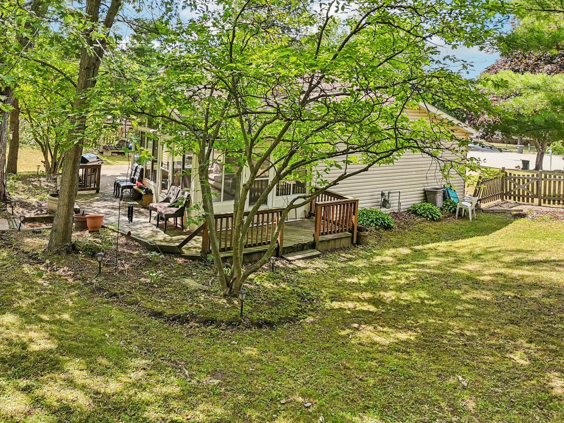 Photo of 710 Greenbriar Lane