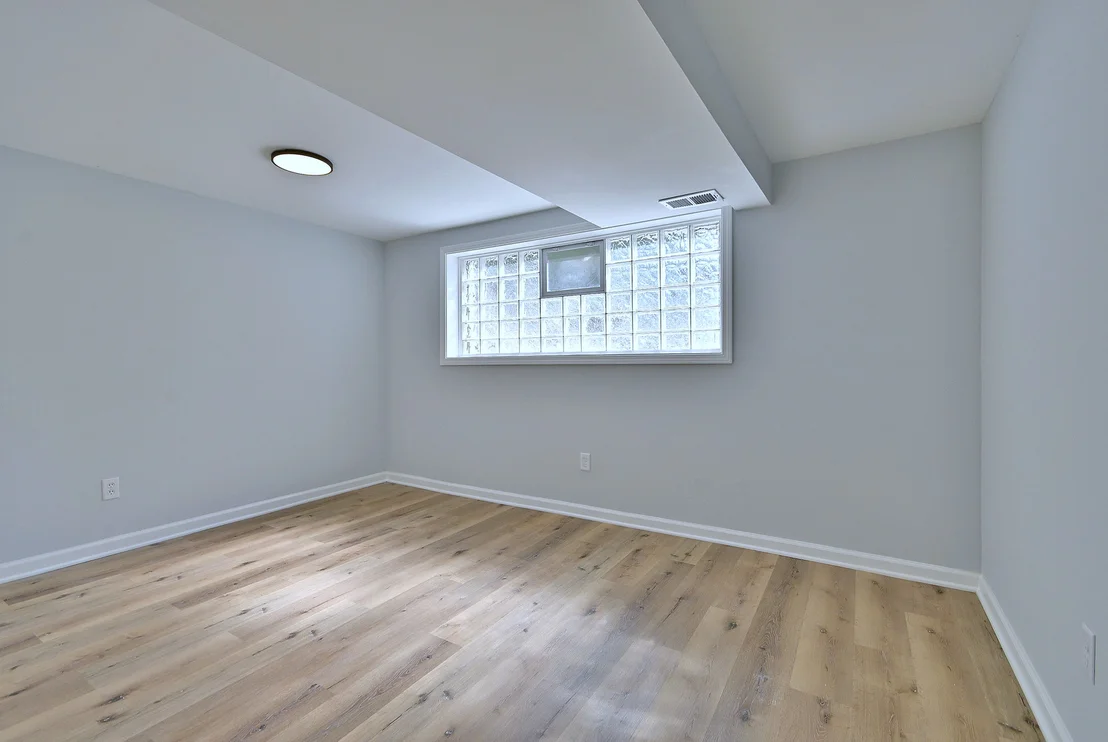 Photo of 1605 Middletree Road