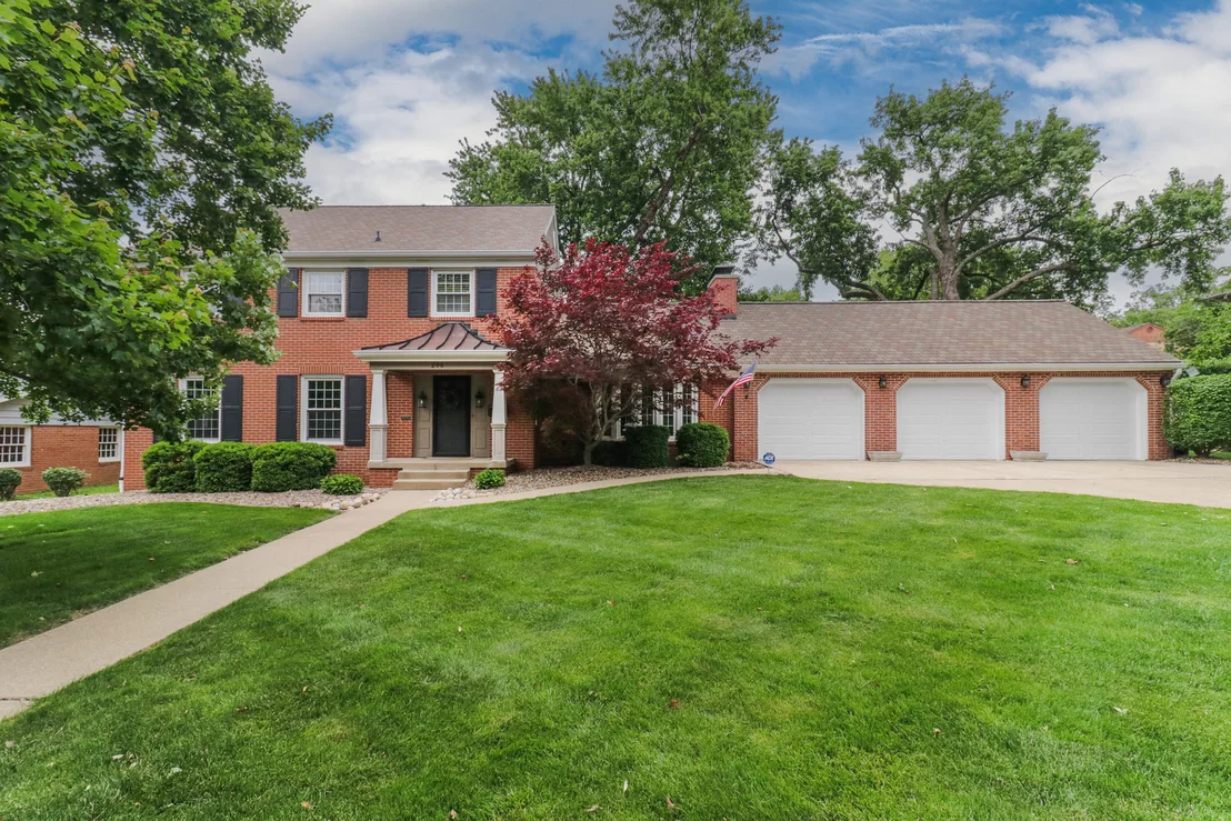 Photo of 206 Fleetwood Drive