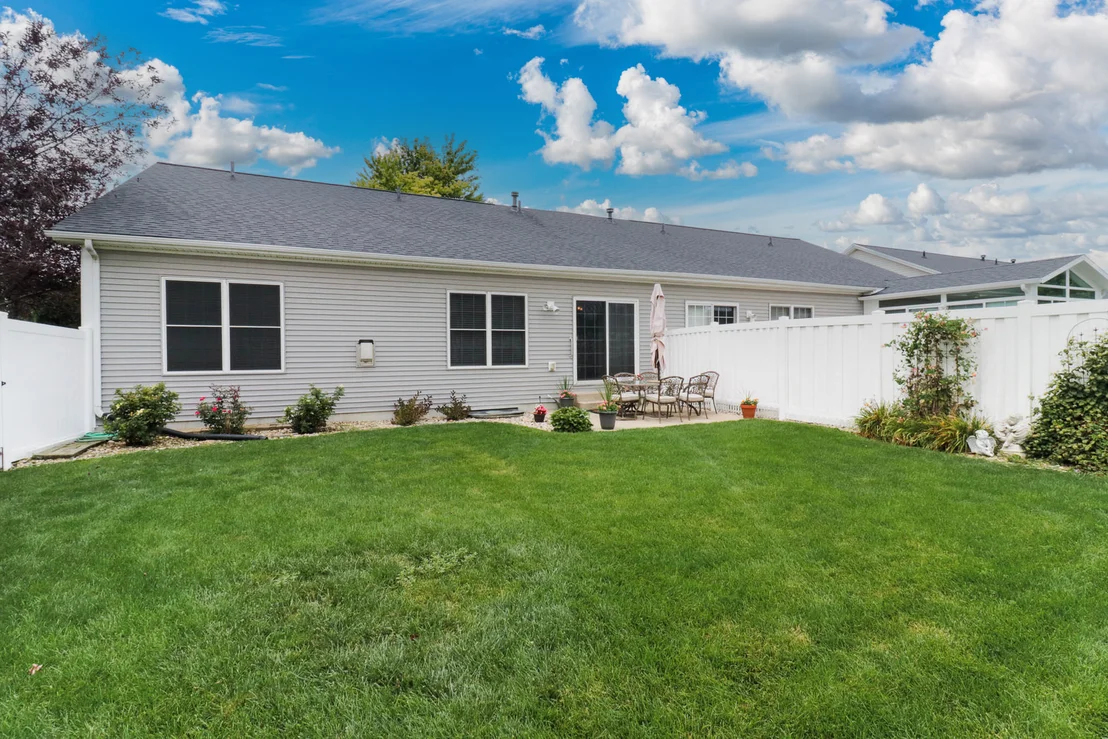 Photo of 2893 Benson Lane