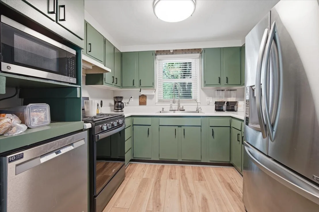 Photo of 1524 Hickory Point Road