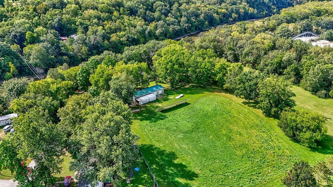 Photo of 779 N 2249th Road