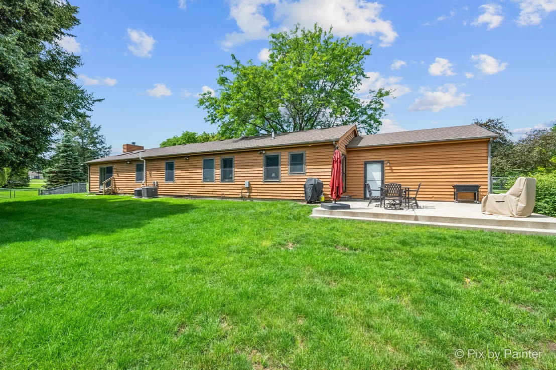 Photo of 2116 N Pebble Drive