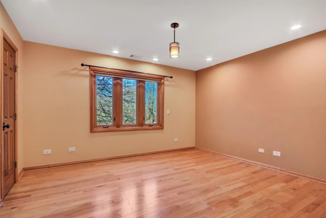Photo of 6881 September Boulevard
