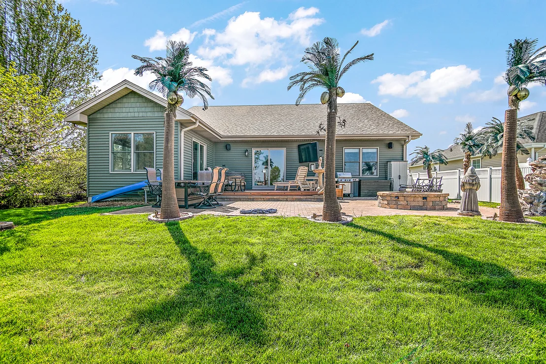 Photo of 6011 Park View Drive