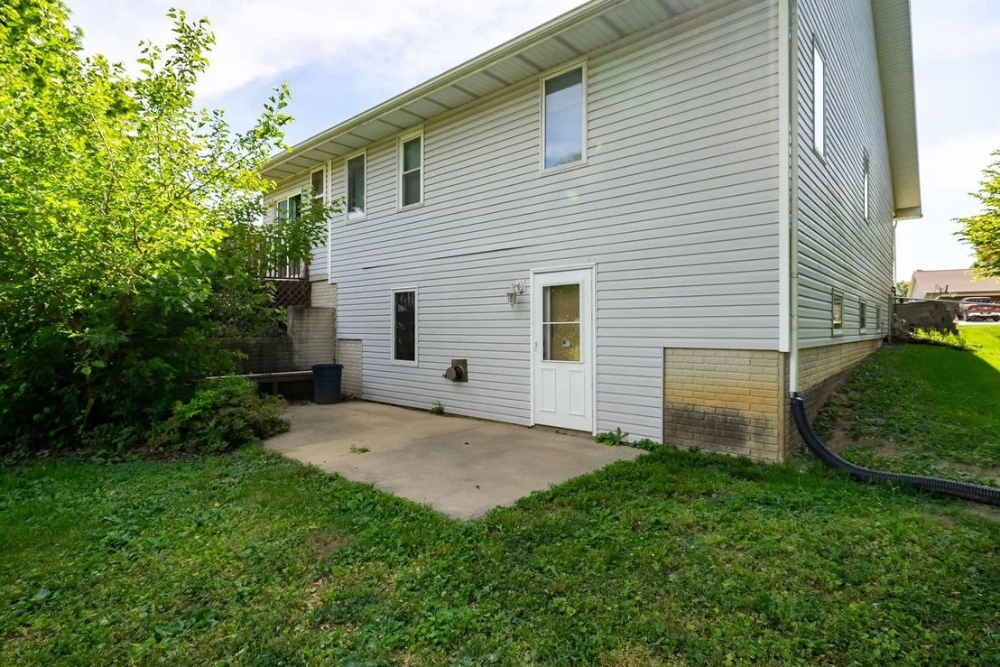 Photo of 2014 Woodhavens Drive