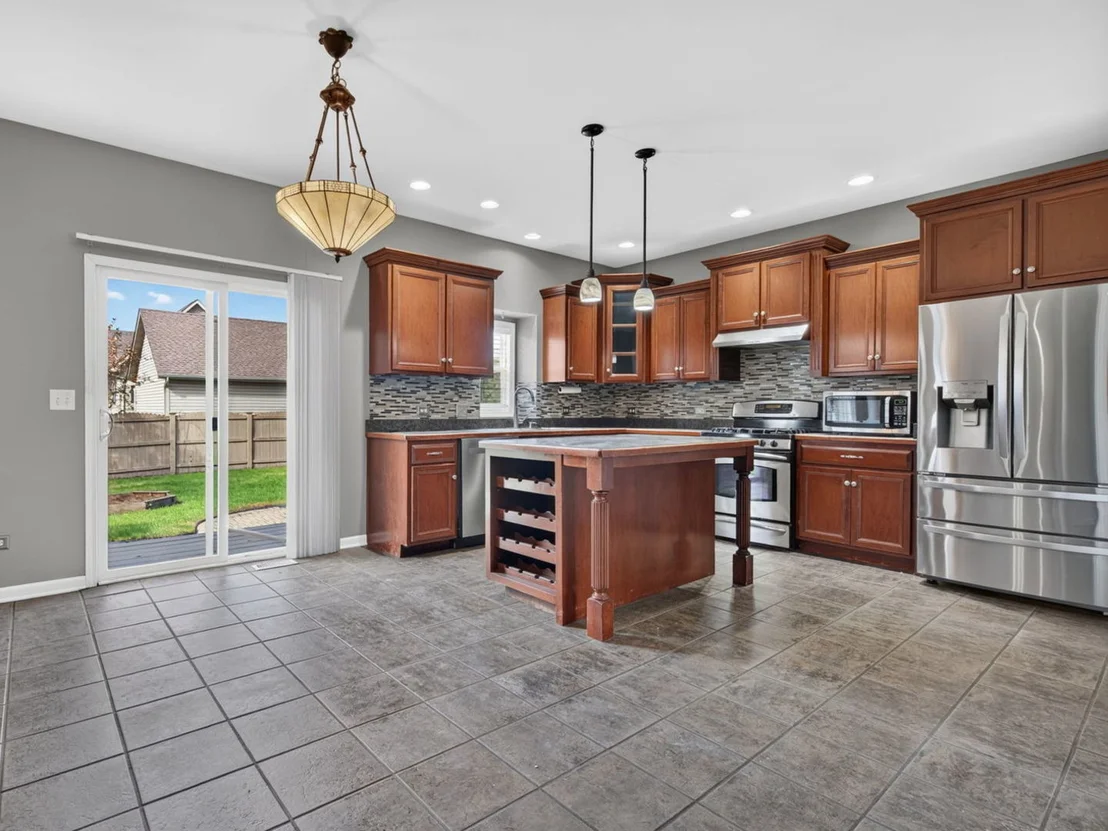Photo of 1010 Heritage Drive