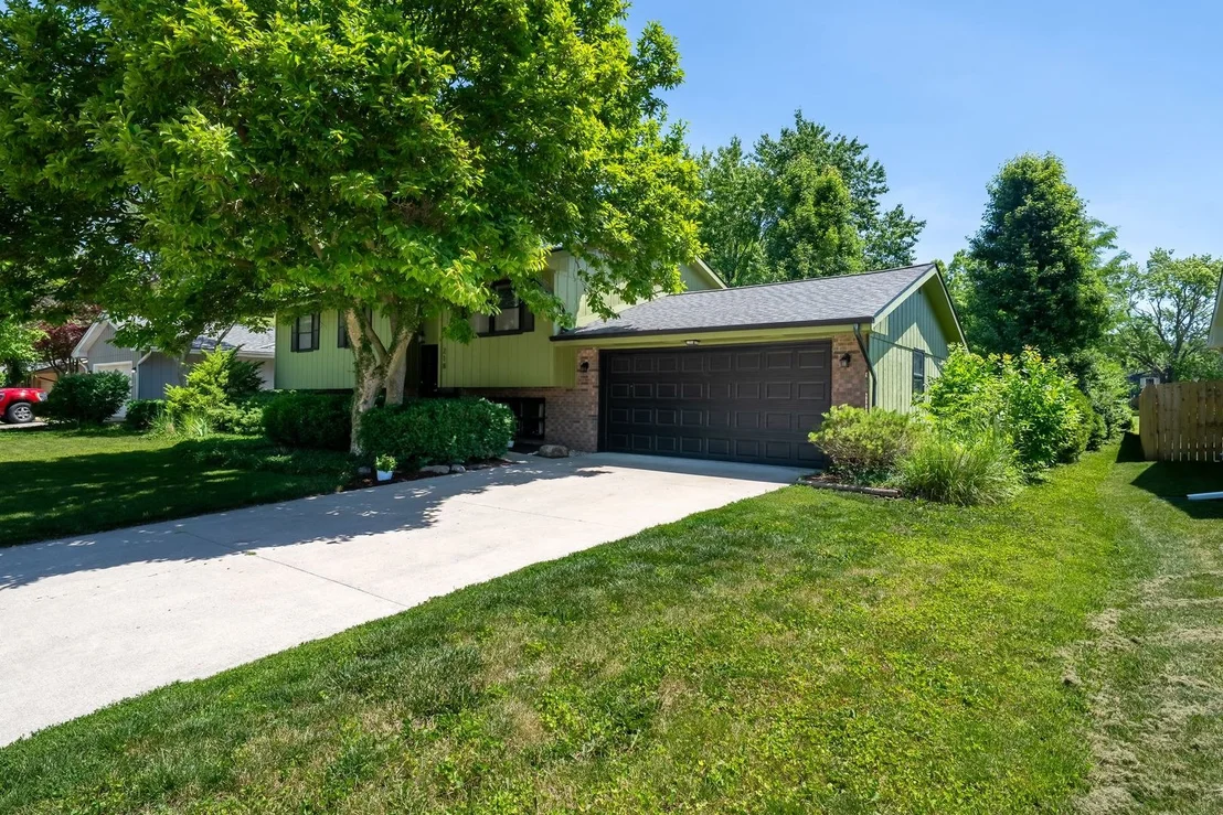 Photo of 218 Cambridge Drive