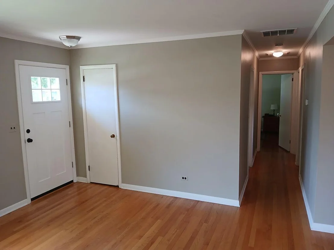Photo of 121 N Mandel Lane