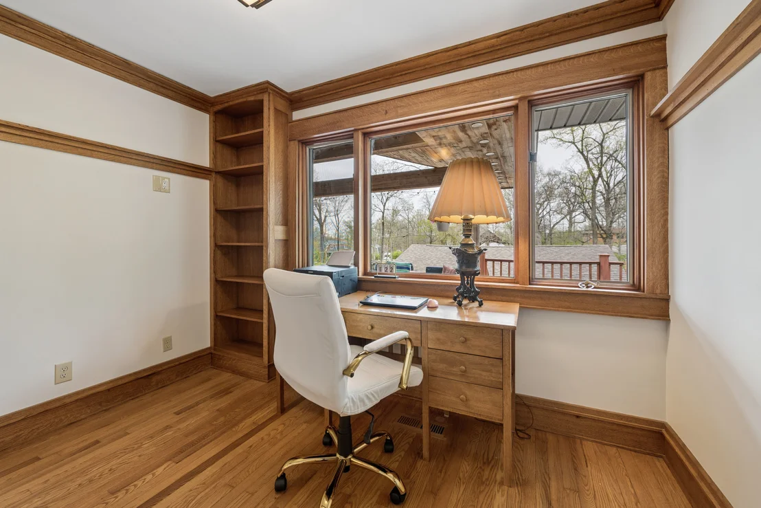 Photo of 245 W Circle Drive
