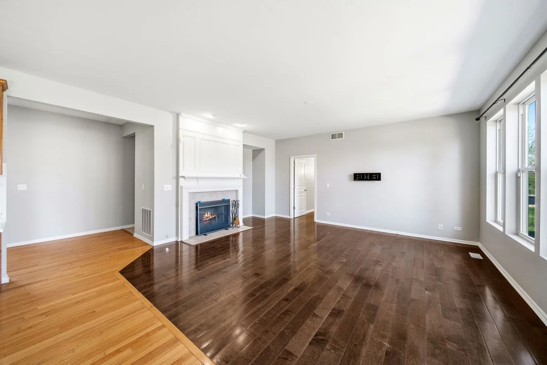 Photo of 18950 W Glenhurst Drive