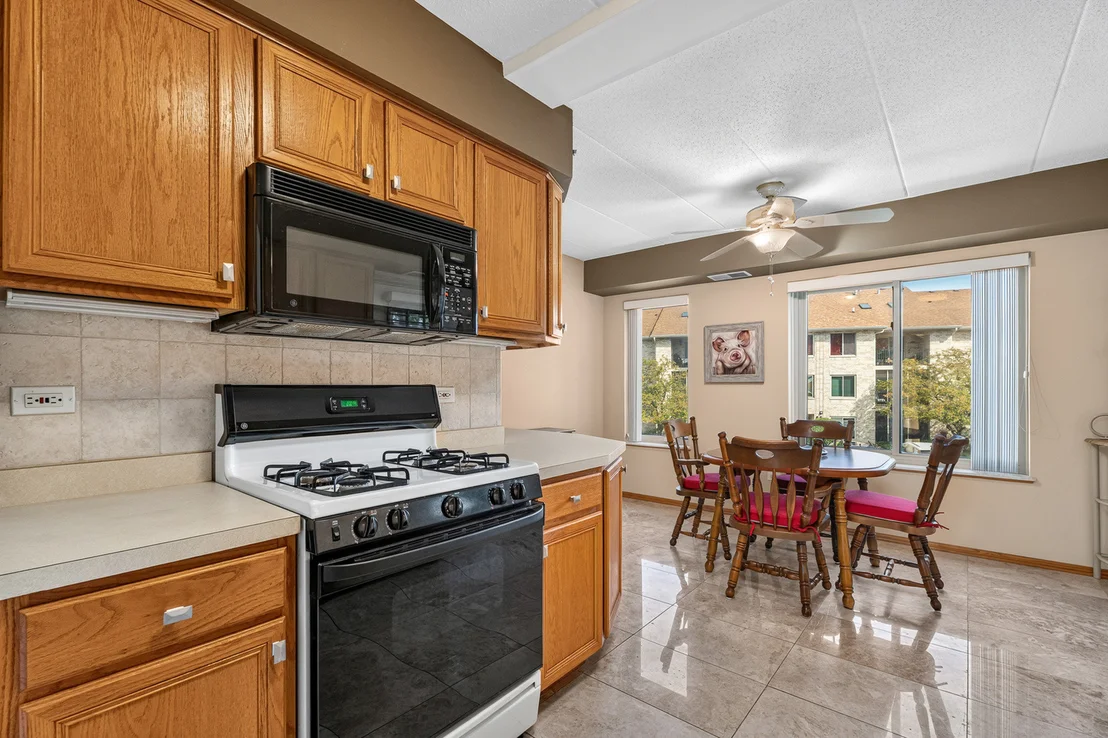 Photo of Unit 2D at 6845 Forestview Drive