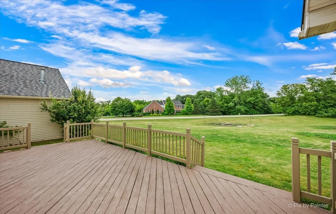 Photo of 810 Woodridge Trail