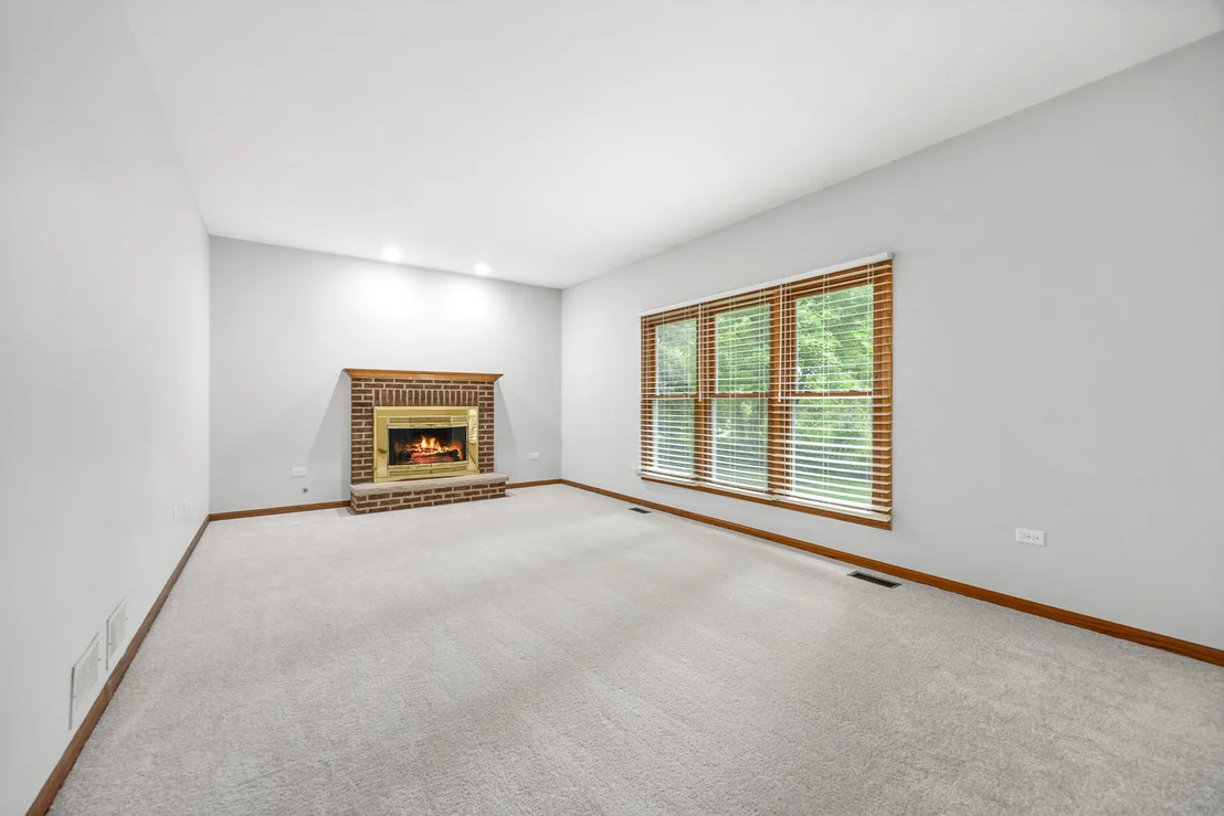 Photo of 533 Springwood Lane