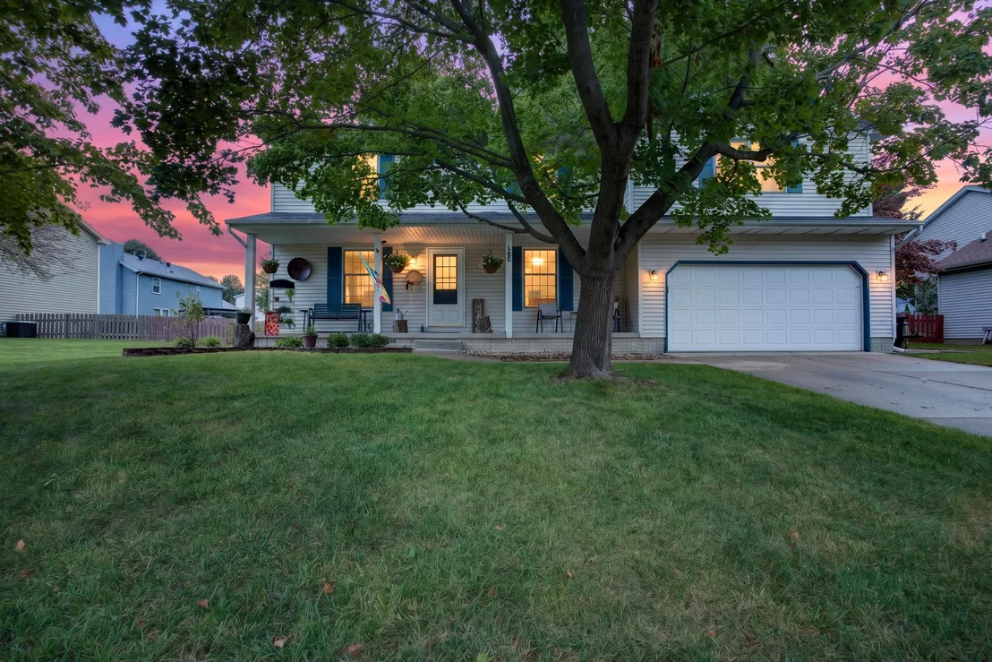 Photo of 1208 Royal Pointe Drive