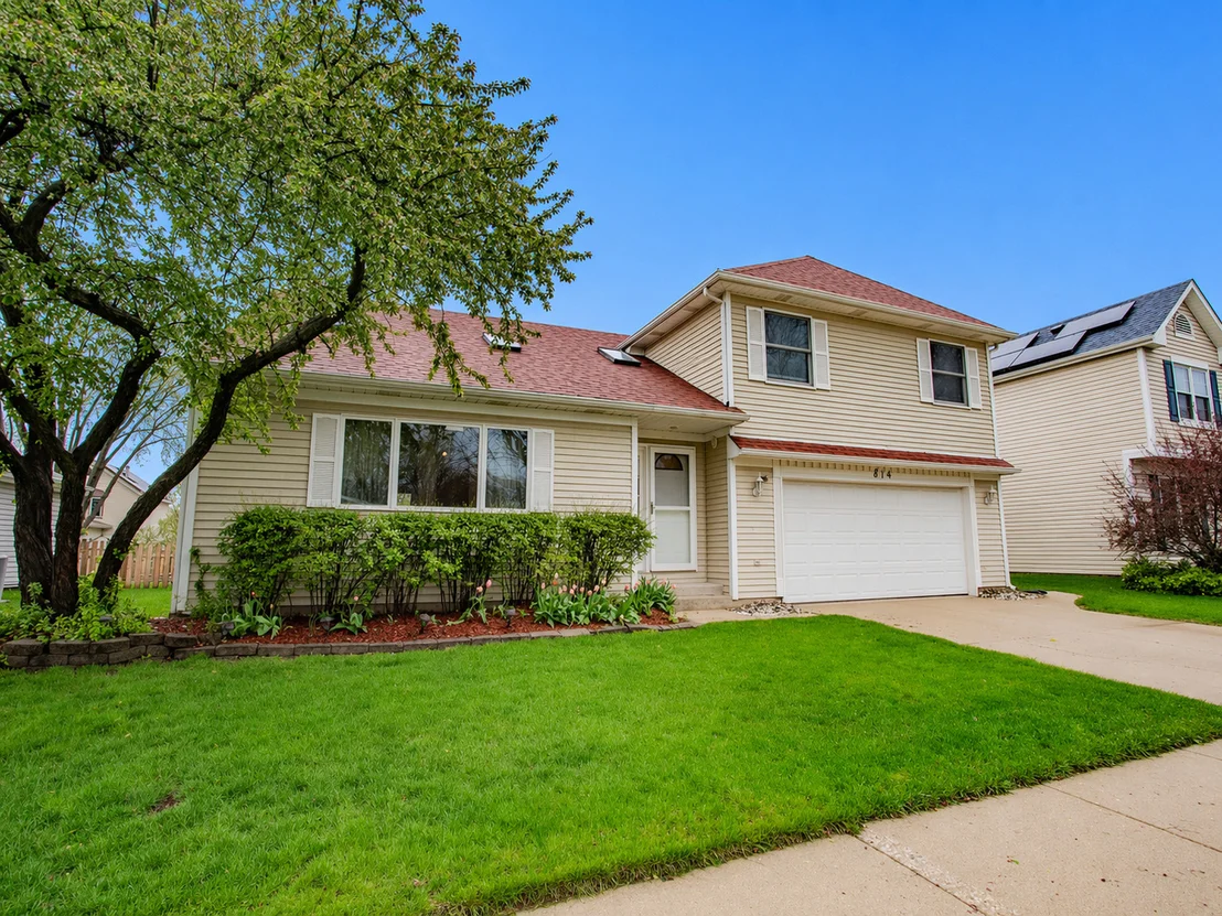 Photo of 814 Dunhill Drive