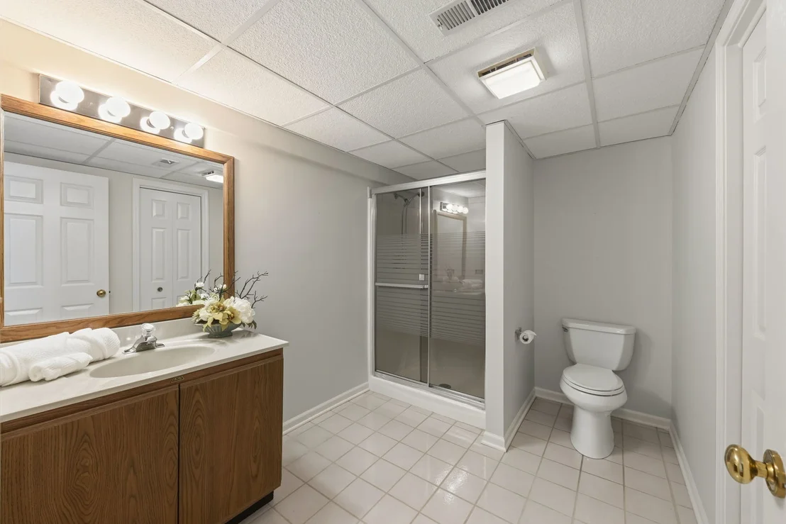 Photo of 1262 Midwest Lane