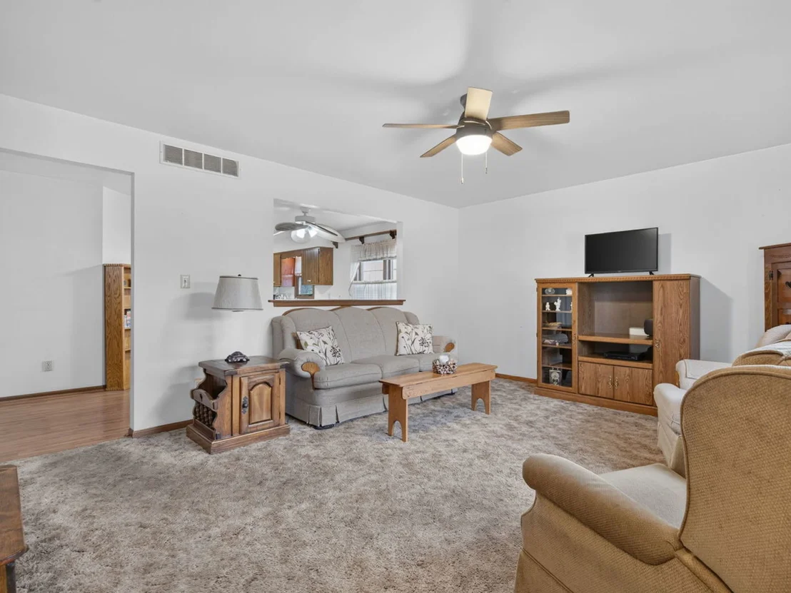 Photo of 577 Elizabeth Drive