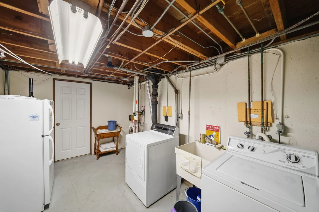 Photo of 534 E Forest Avenue