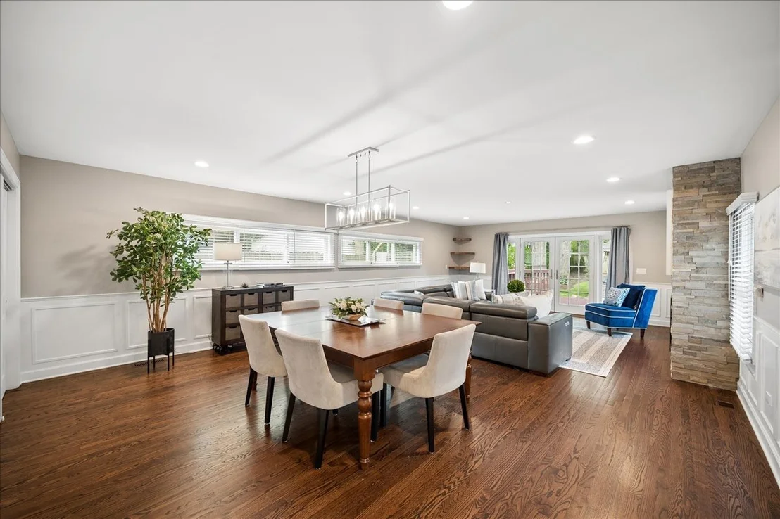 Photo of 586 Earl Drive