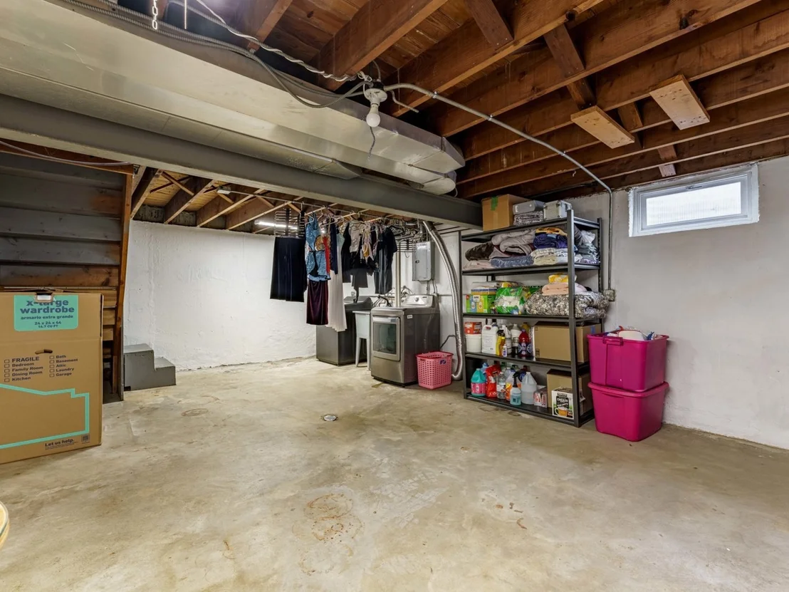 Photo of 301 W Lonnquist Boulevard