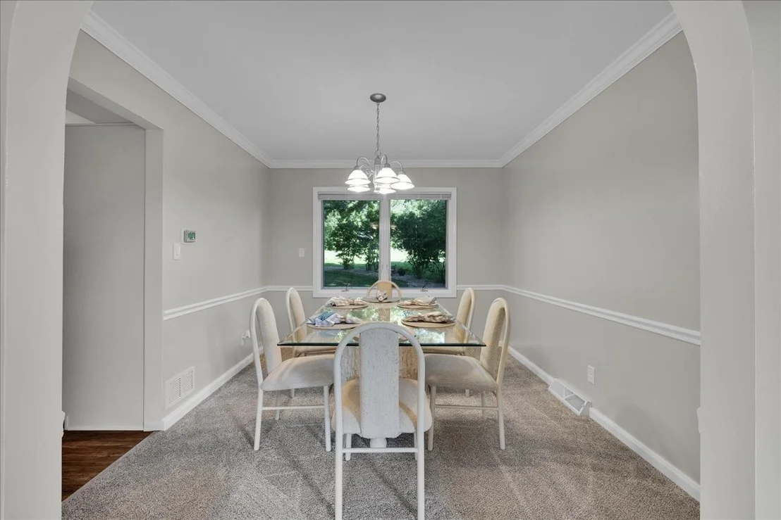 Photo of 41W210 Mare Lane