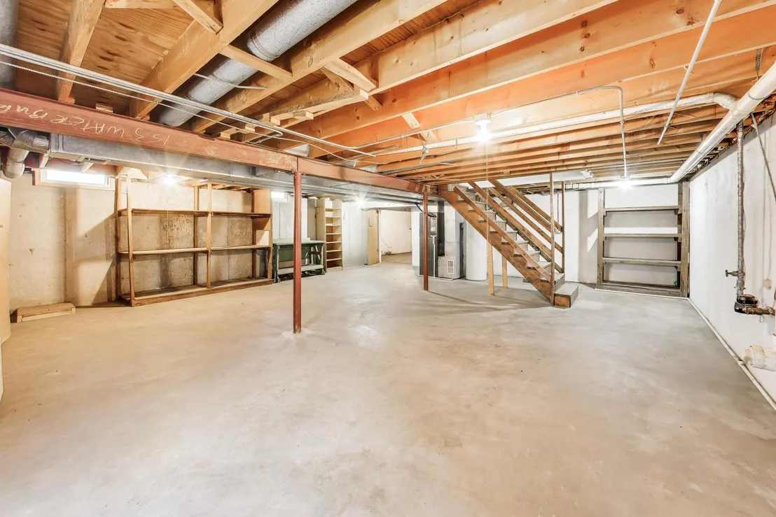Photo of 1276 Chatham Lane
