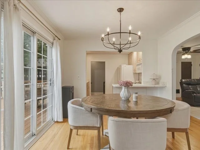 Photo of 902 W Washington Street