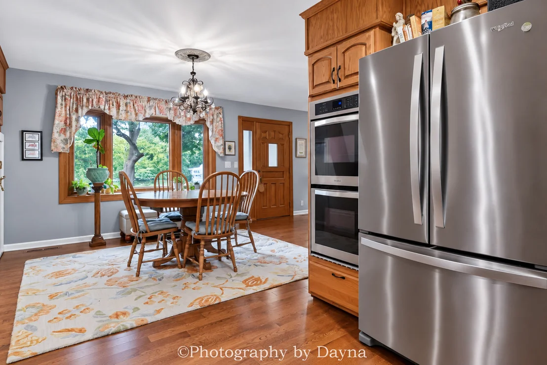 Photo of 2833 River Road