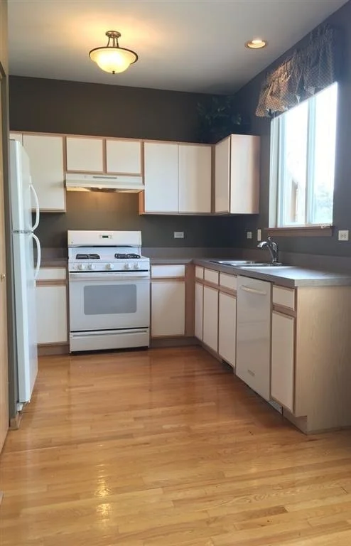 Photo of 484 Littleton Trail