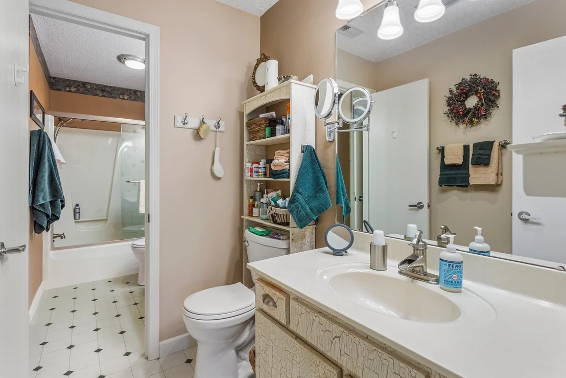 Photo of Unit 2104 at 2104 Harbortown Circle