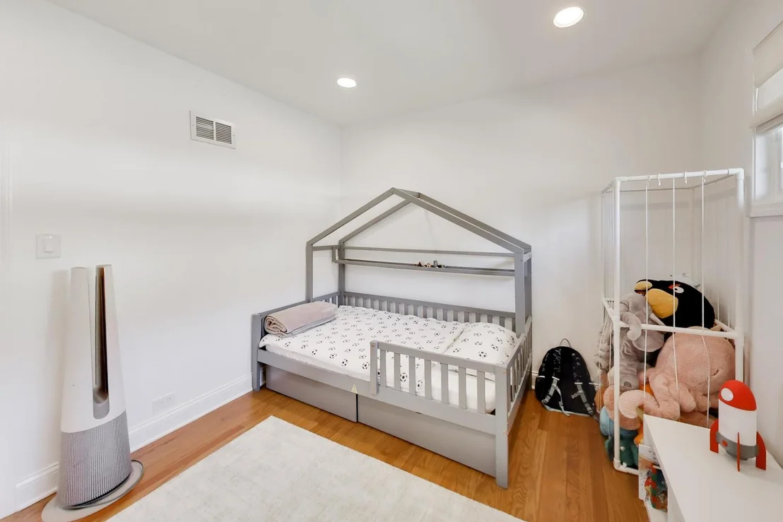 Photo of 1032 Heatherfield Lane