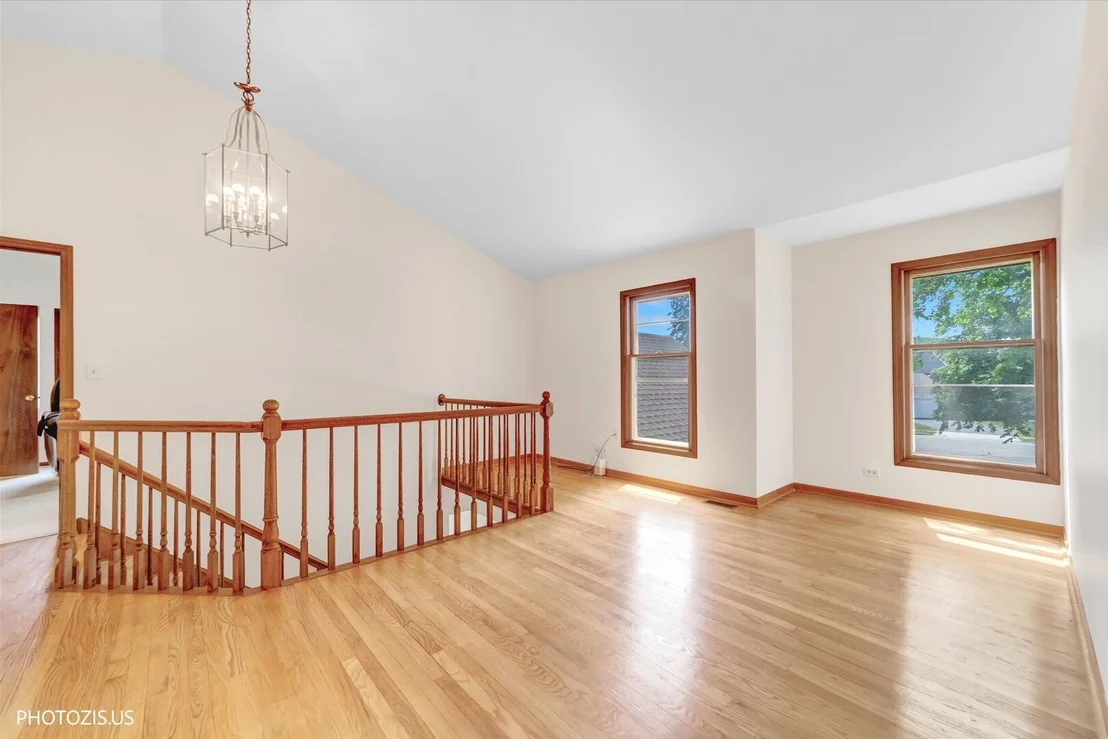 Photo of 970 Ponderosa Lane