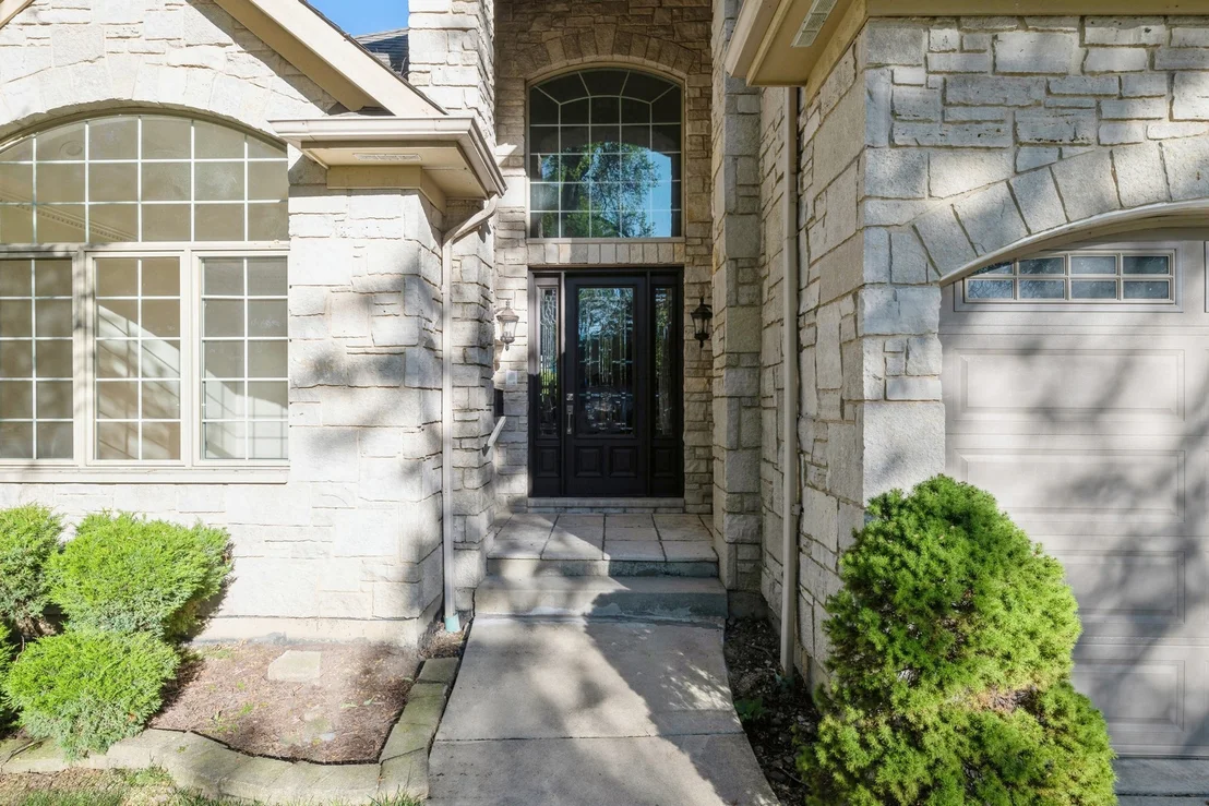 Photo of 423 Locust Place