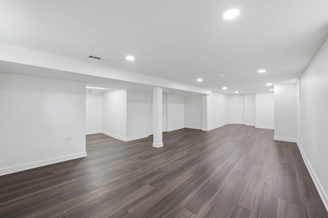 Photo of 415 W 95th Place