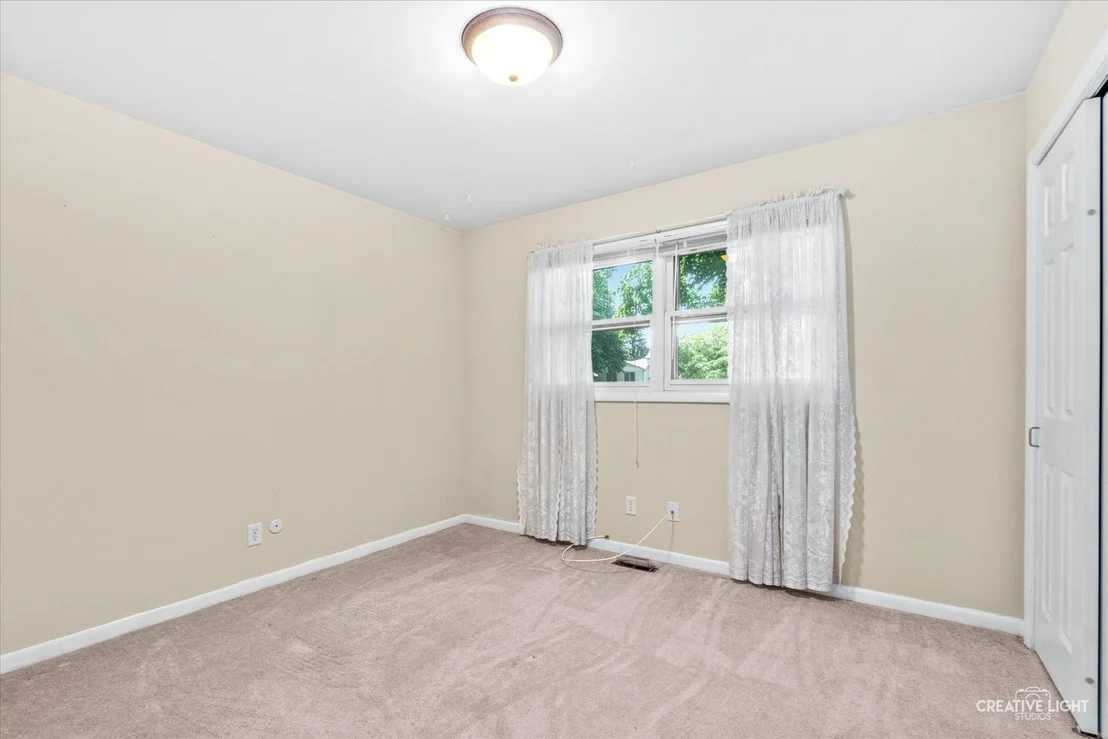 Photo of 51 Dawn Avenue