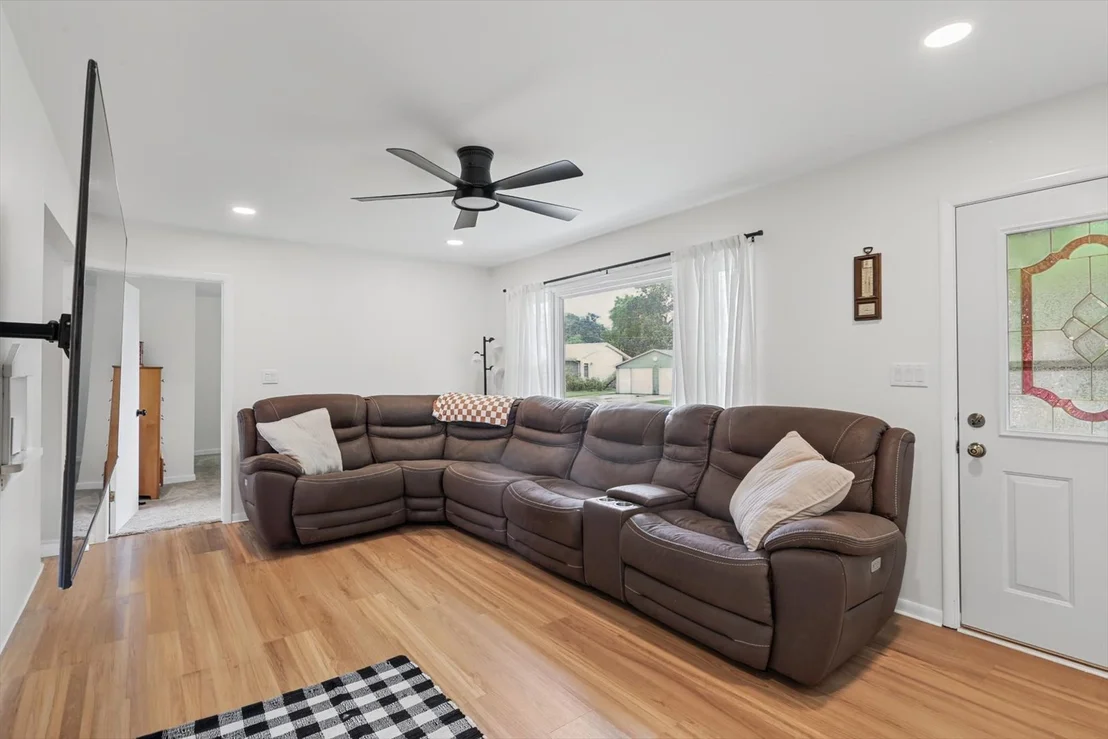 Photo of 314 Oak Drive