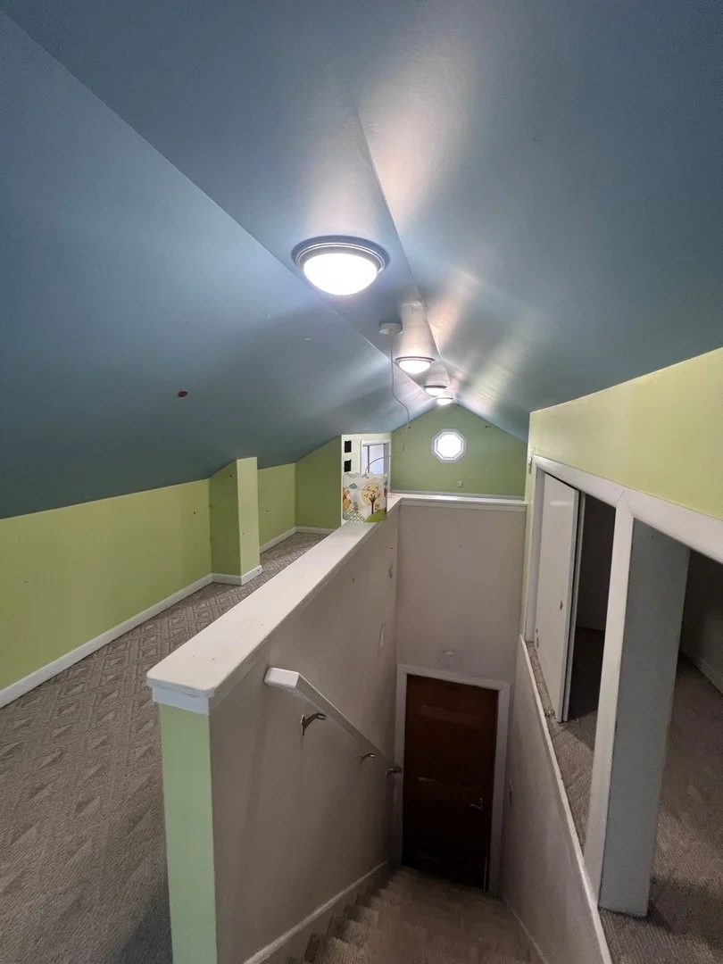 Photo of 1127 HOWELL Place
