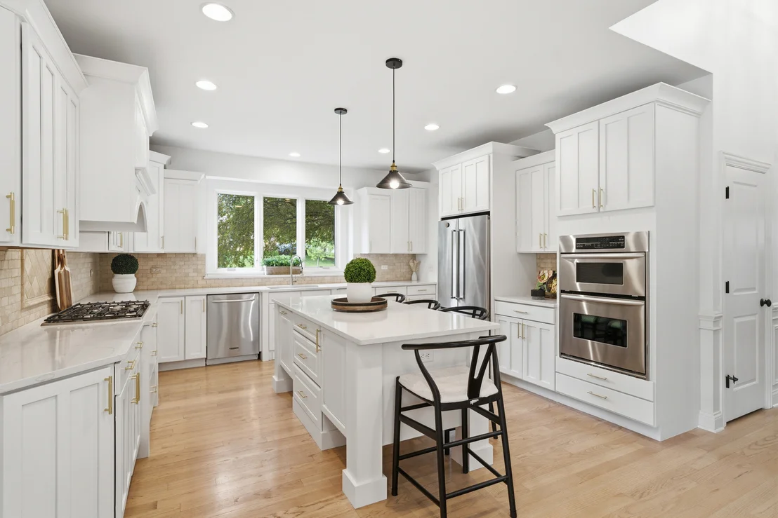 Photo of 899 Edgewood Drive