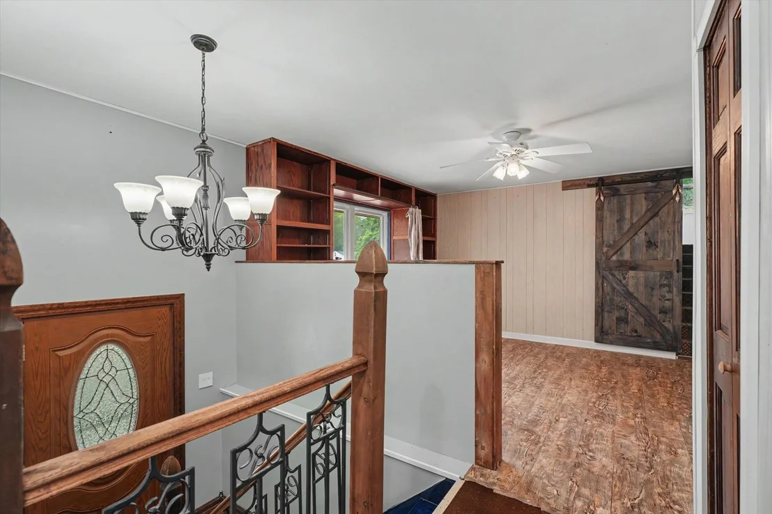 Photo of 904 Fairoaks Drive