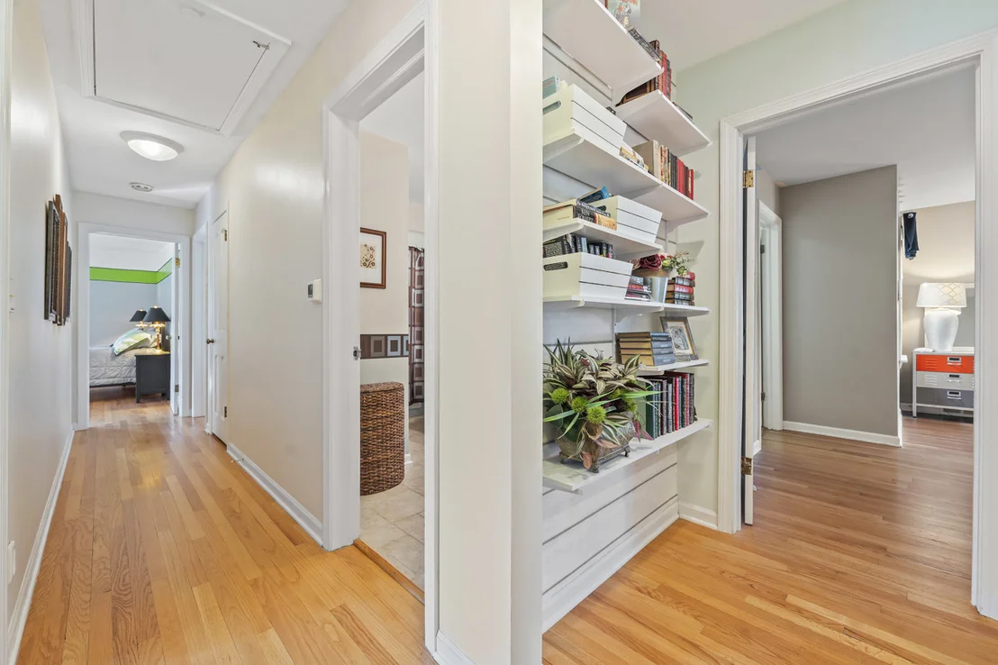 Photo of 2245 Tanglewood Drive