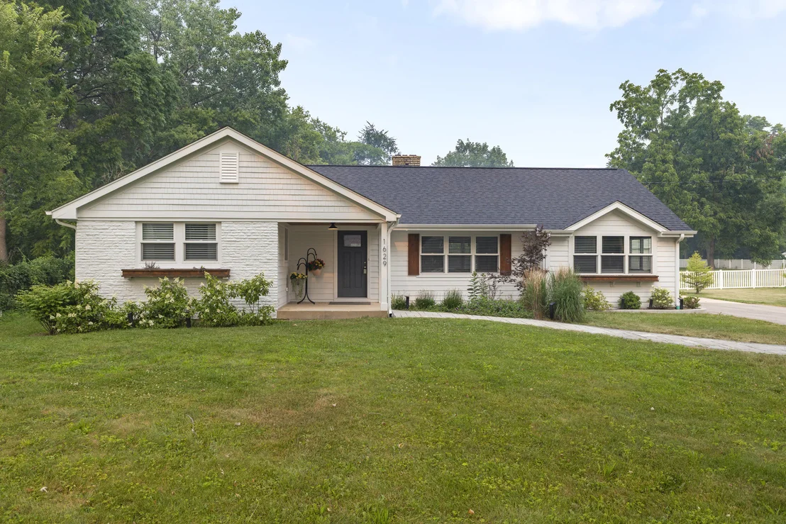 Photo of 1629 N Summit Street