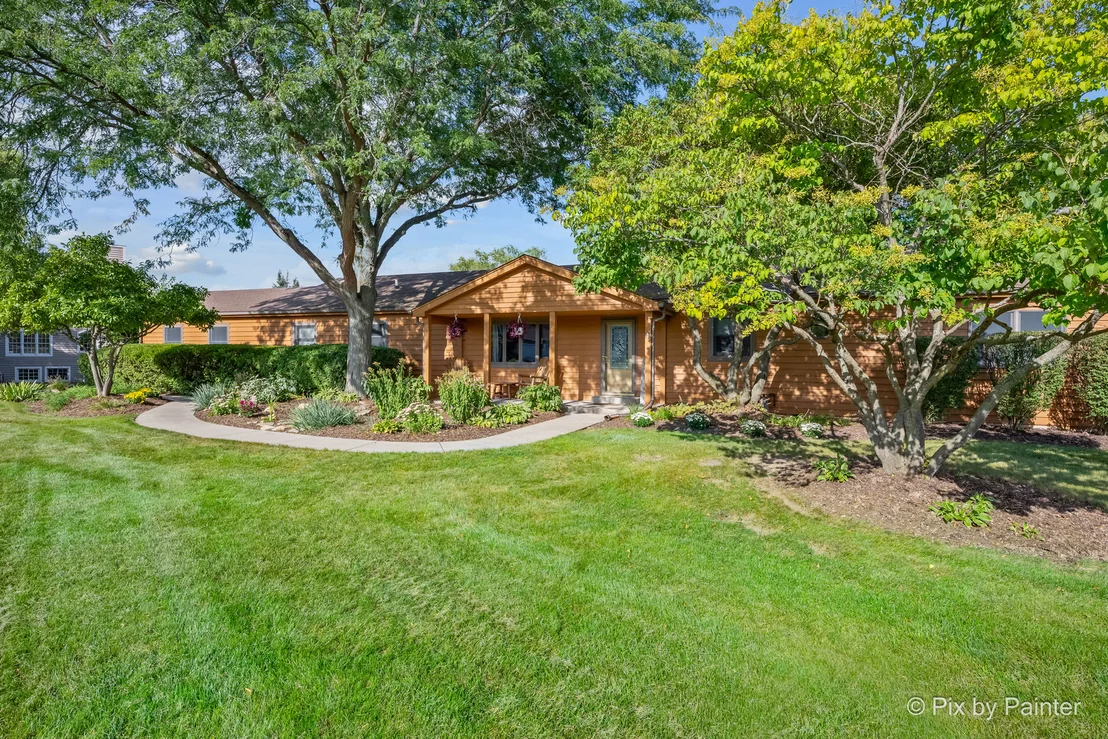 Photo of 2116 N Pebble Drive