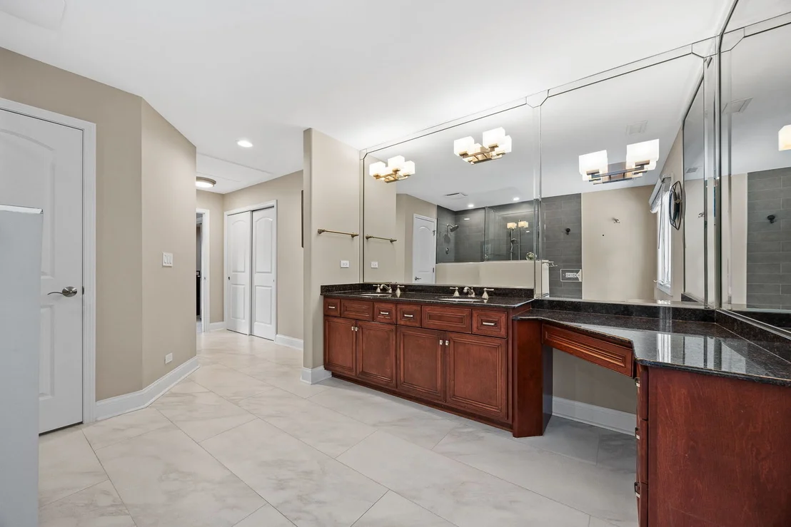 Photo of 331 Brookside Circle