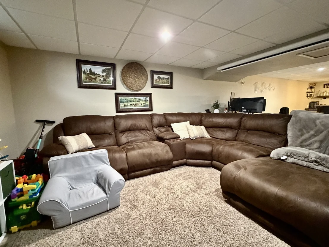Photo of 608 Greenridge Drive