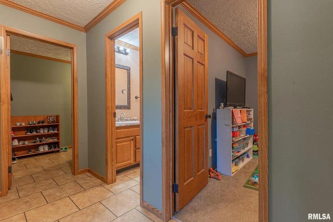 Photo of 3221 NORTON Road