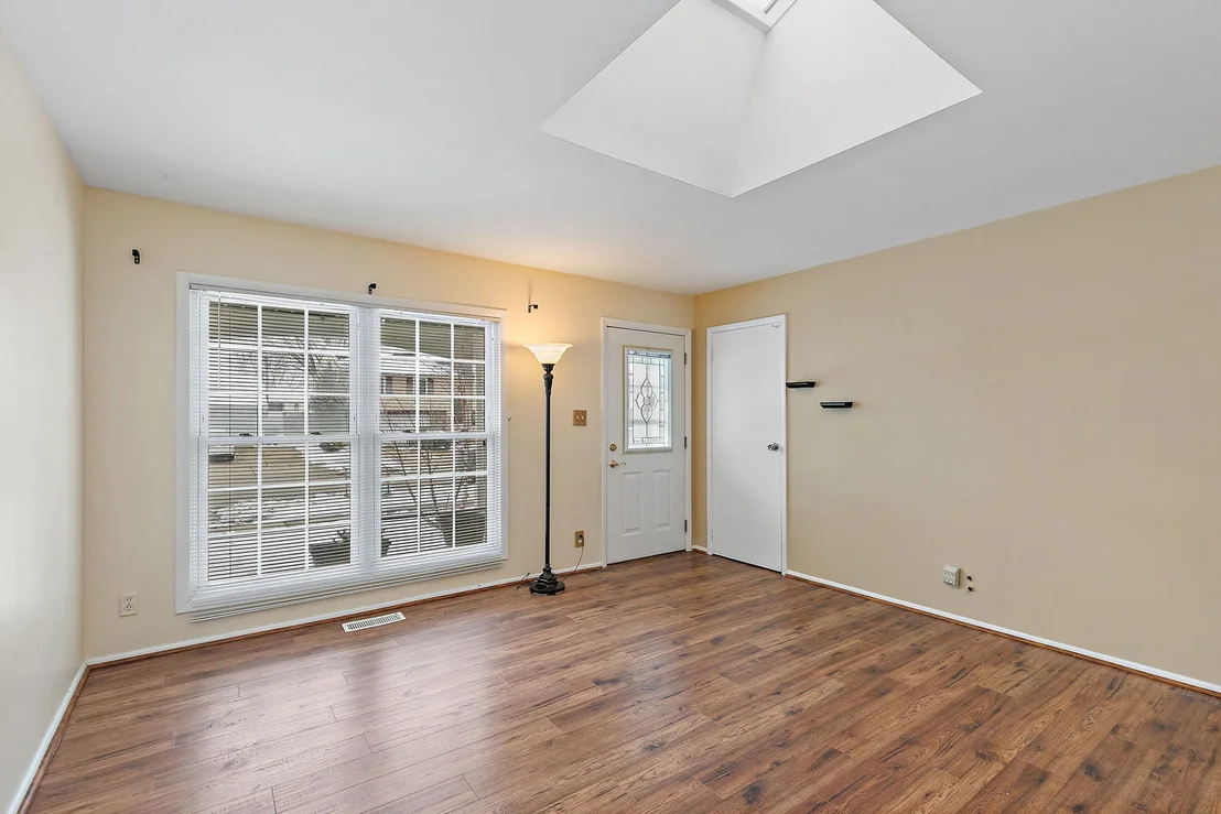 Photo of 213 Villa Road