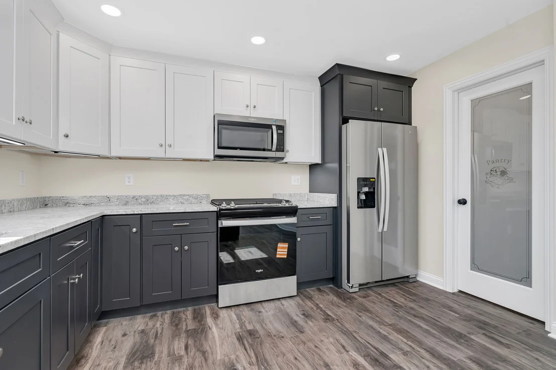 Photo of 903 Springhill Drive