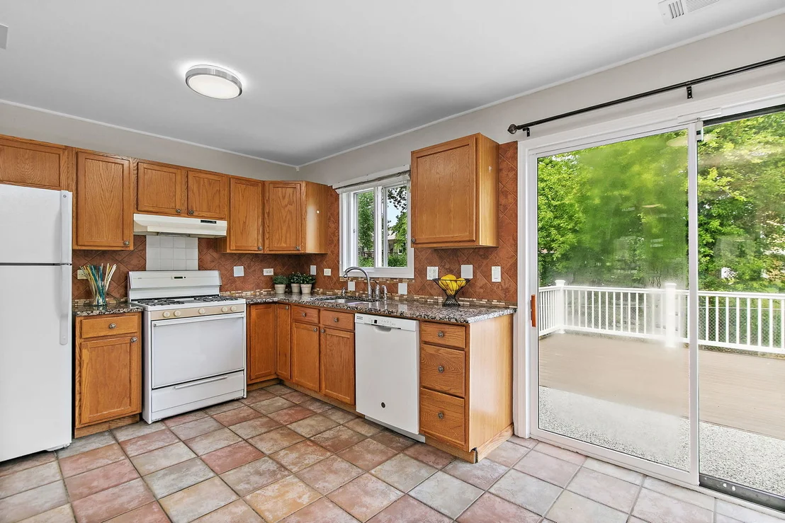 Photo of 1000 Woodside Drive