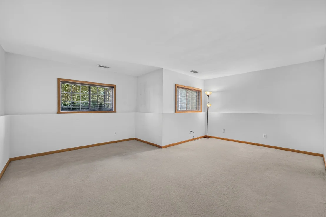 Photo of 637 Southtowne Drive
